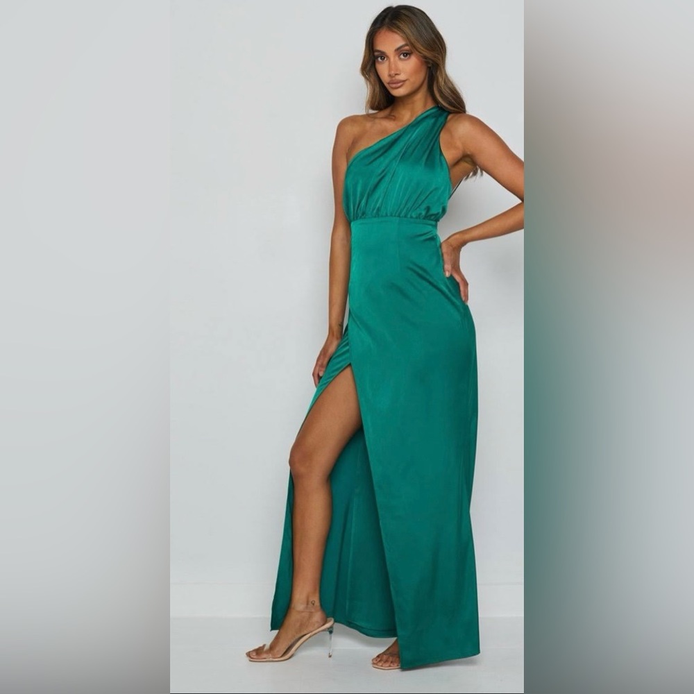 Green Beginning Boutique Formal/ Prom Dress size large